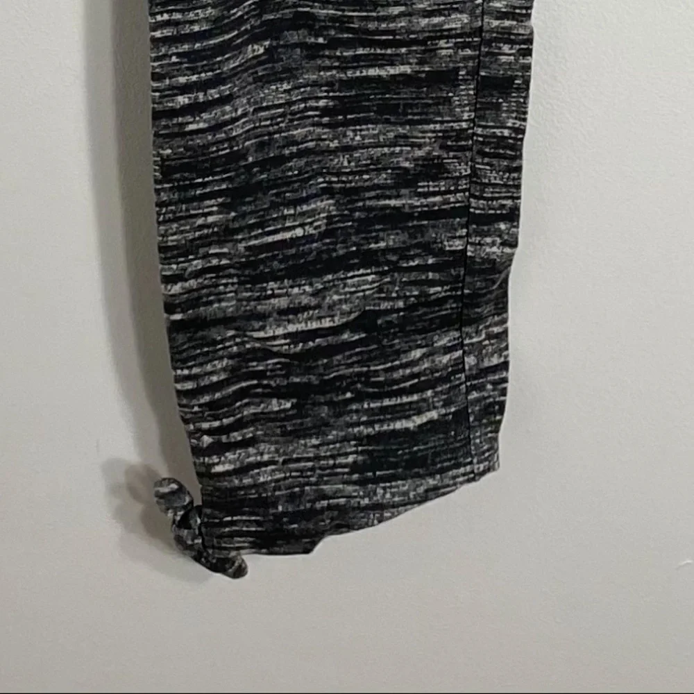 Old Navy Active Leggings NWT XL Kids Youth Gray